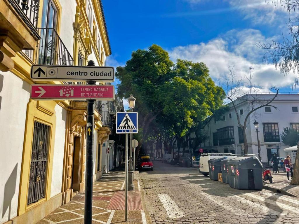 Apartamento Vitoria. Jerez de la Frontera Extérieur photo