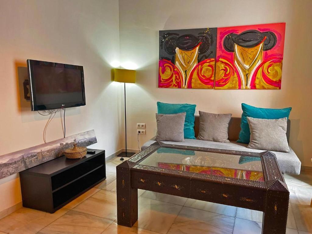 Apartamento Vitoria. Jerez de la Frontera Extérieur photo